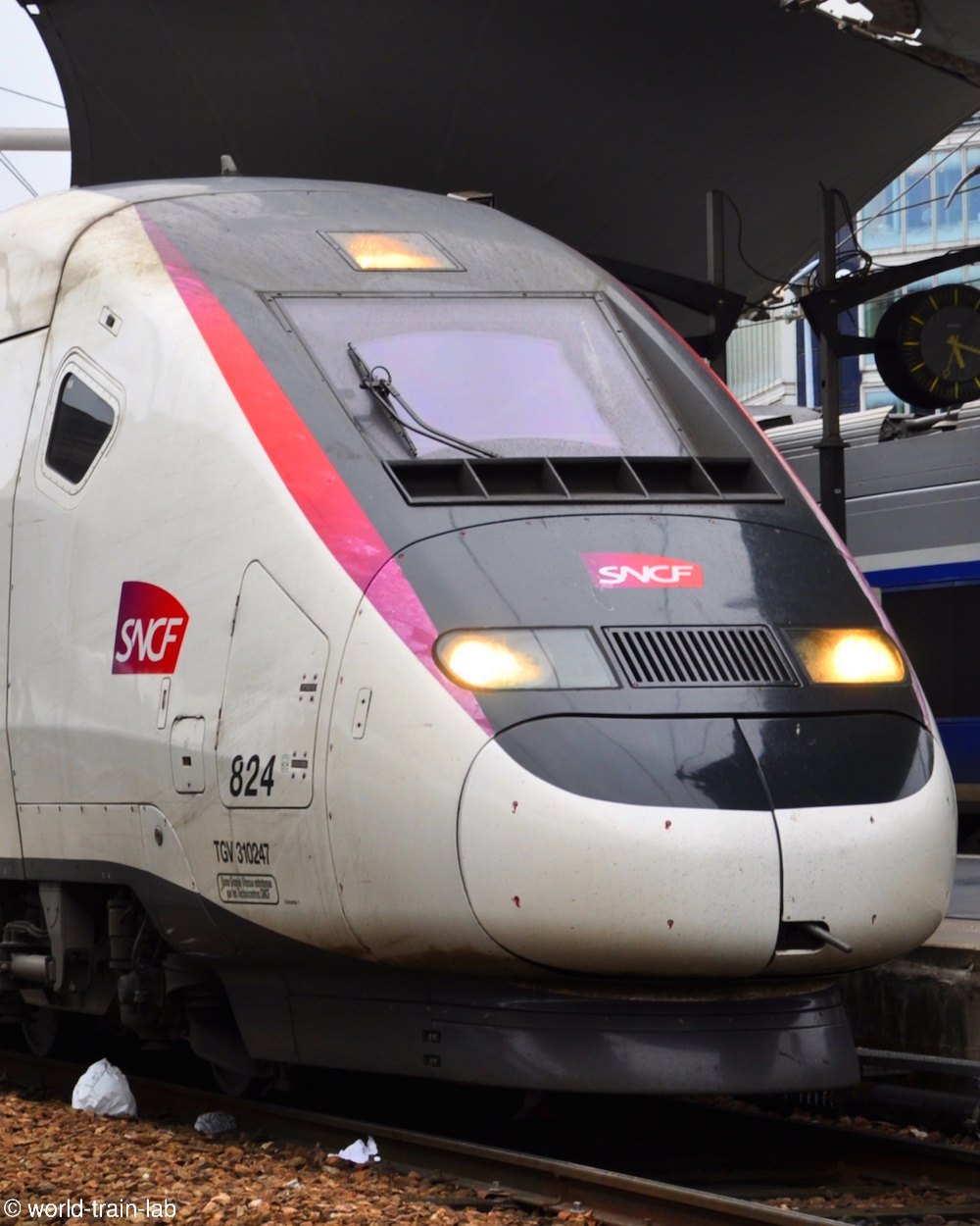 フランス国鉄が運行する新幹線 TGV
